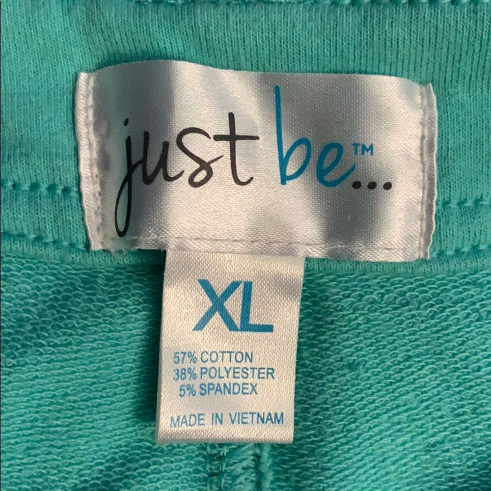 Blue capris - Picture 3 of 4